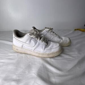 Nike Air Force 1 Shoes Mens Size 8 White Low Top Leather Classic AF1 Sneakers